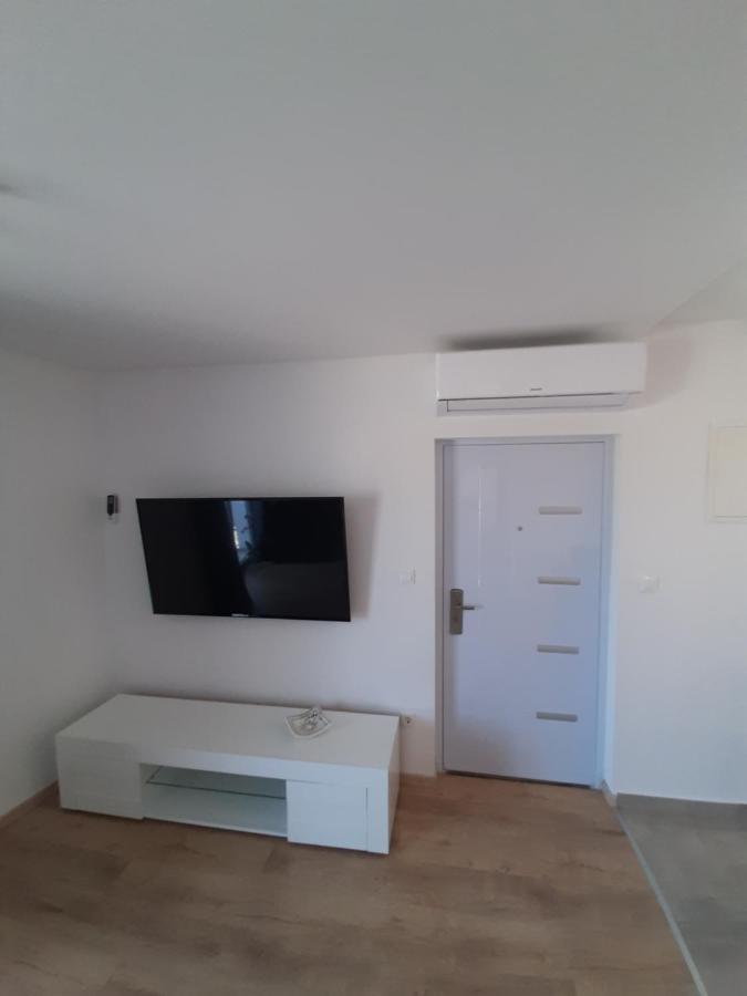 Penthaus Apartment N&M Башка-Вода Екстер'єр фото