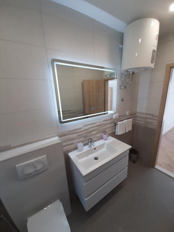 Penthaus Apartment N&M Башка-Вода Екстер'єр фото