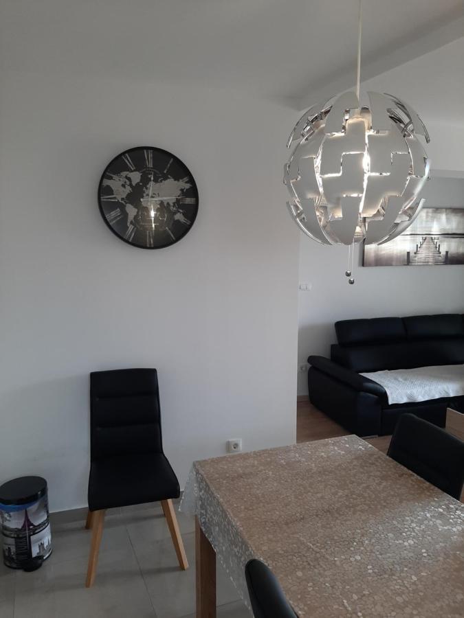 Penthaus Apartment N&M Башка-Вода Екстер'єр фото